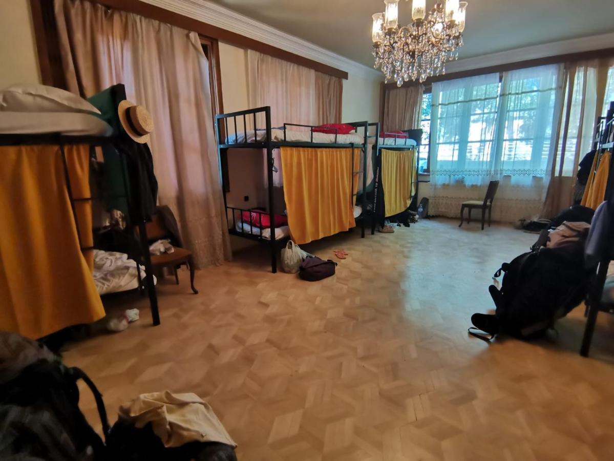 ティビリシ European Backpackers 欧洲背包客&大厨房ホステル エクステリア 写真